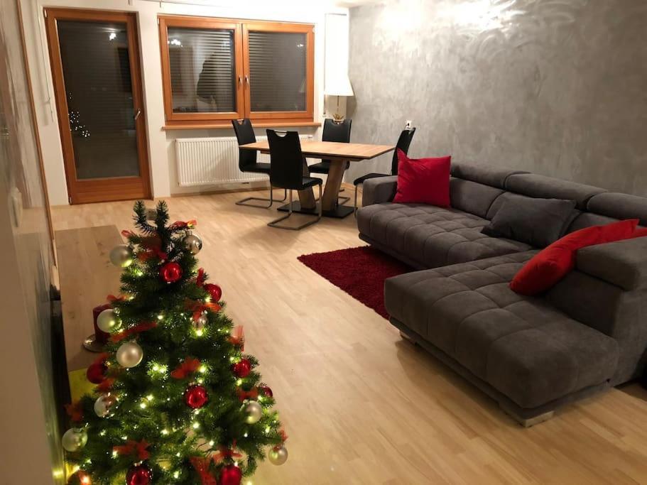 Appartamento Nuovo E Comfort A Brunico Kronplatz מראה חיצוני תמונה